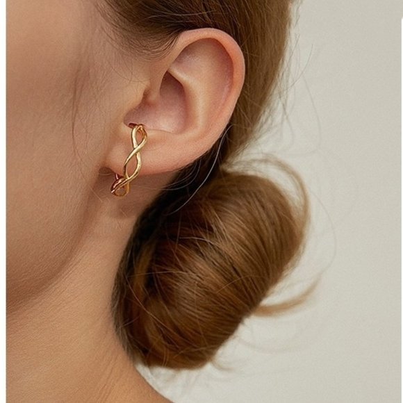 Hook On/Clip On Earrings - Gold Hoop Criss Cross - Picture 1 of 2